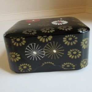 Black Lacquerware Keepsake Box